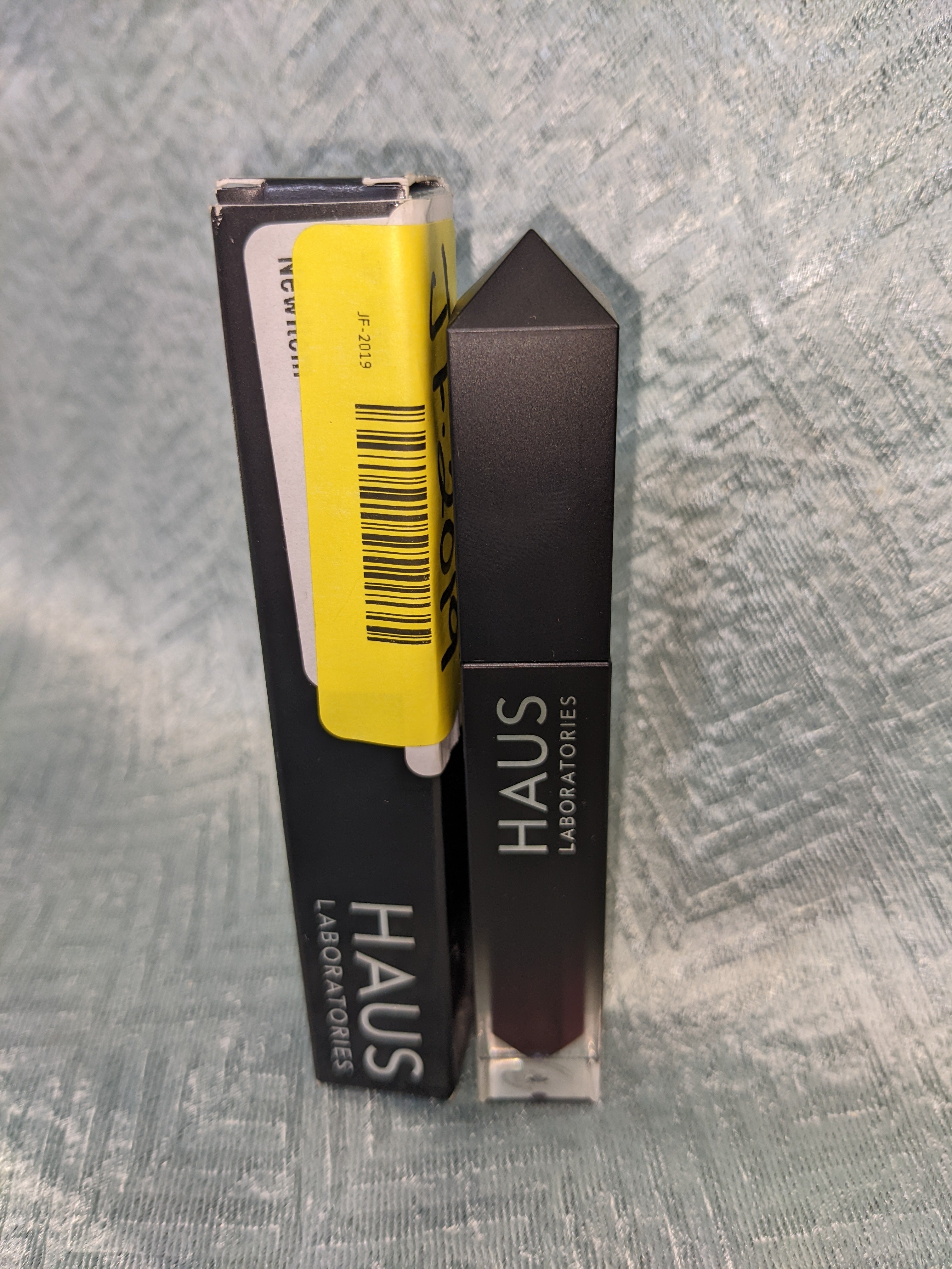HAUS LABORATORIES By Lady Gaga: LE RIOT LIP GLOSS | Scream Red (7495273283822)